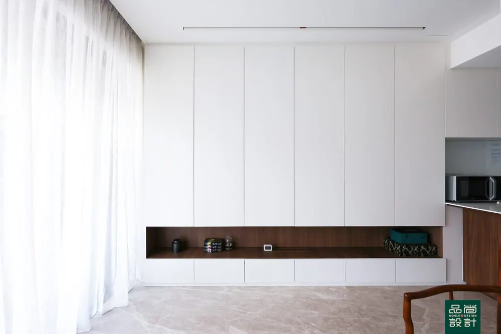 Parc Esta 5 Bedroom — interior by Noble Interior Design