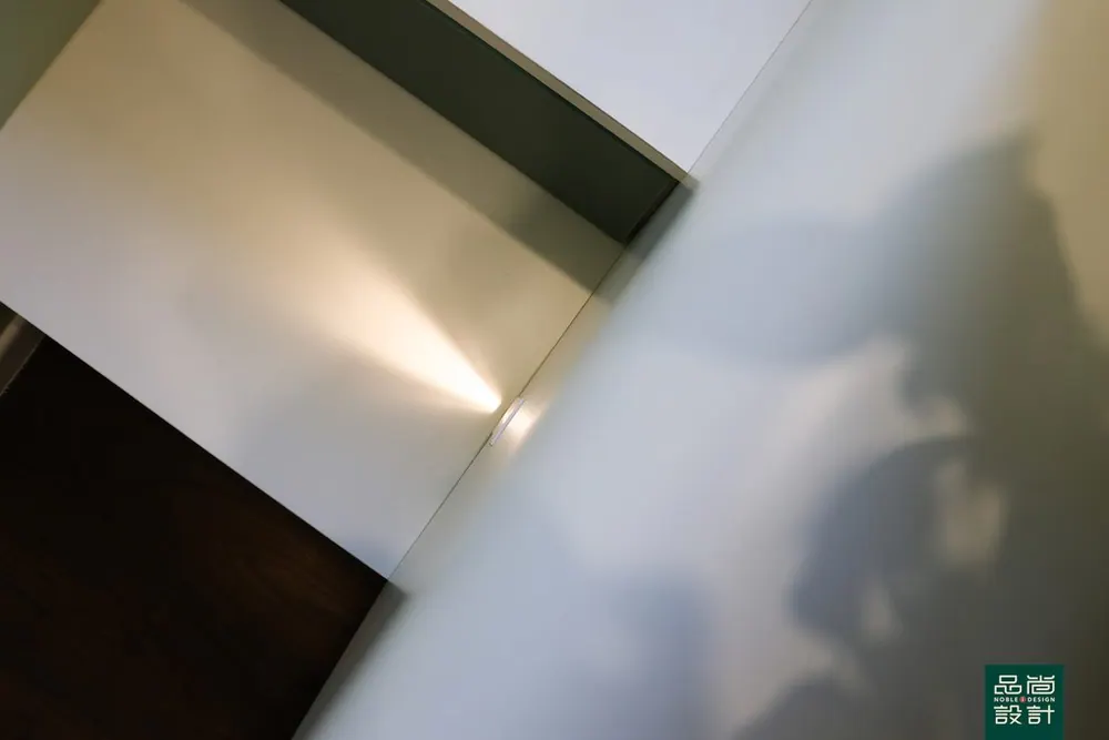 Parc Esta 5 Bedroom — interior by Noble Interior Design