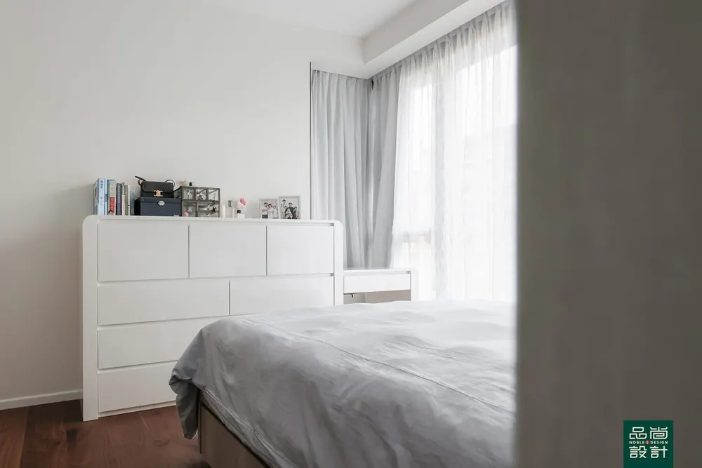 Parc Esta 5 Bedroom — interior by Noble Interior Design