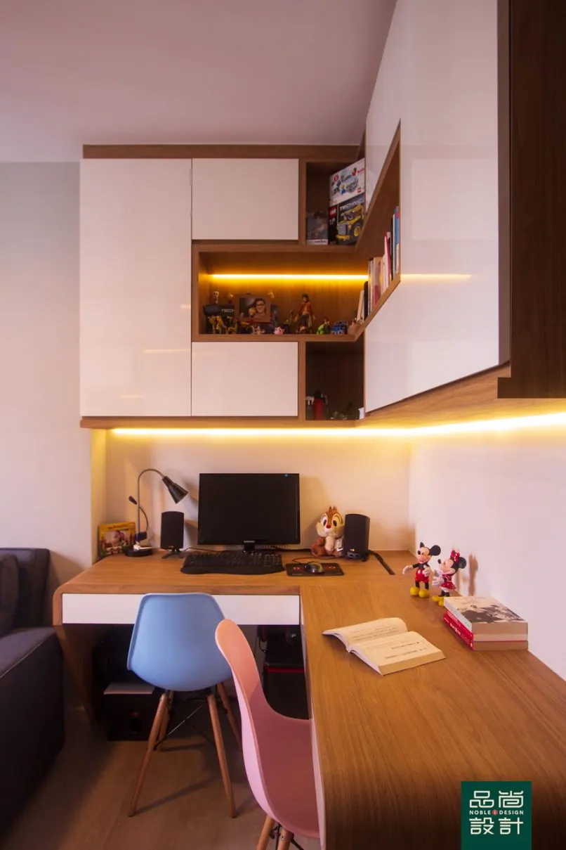 Telok Blangah Parcview 5-room — interior by Noble Interior Design