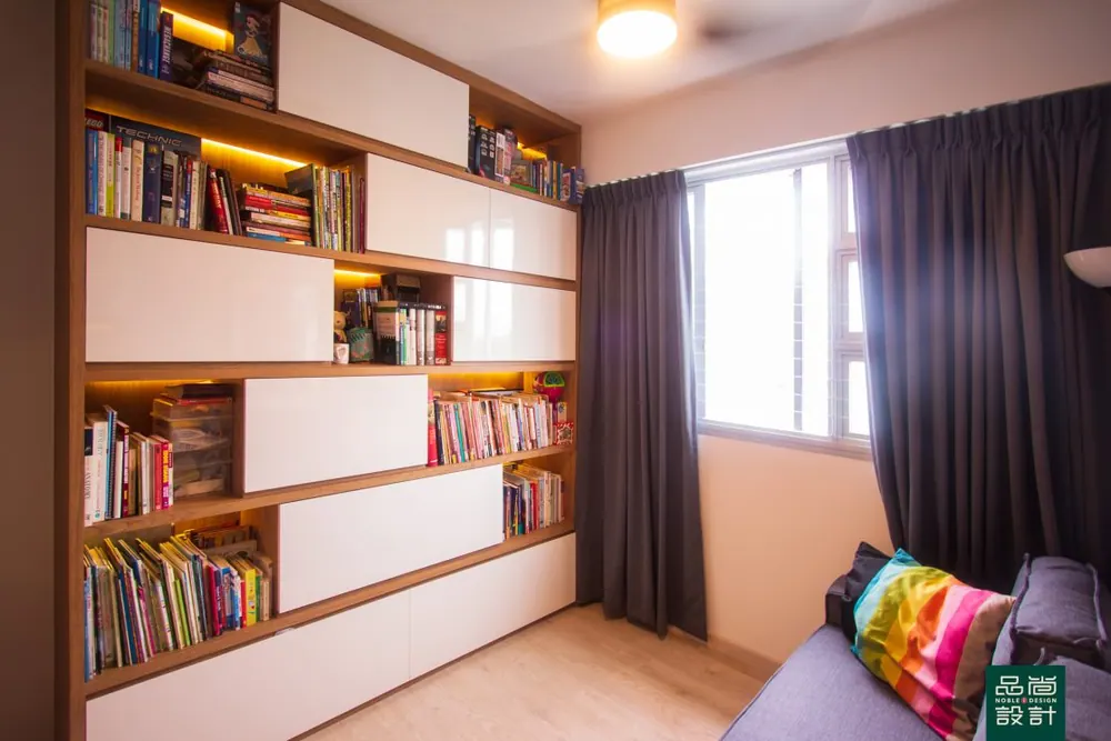 Telok Blangah Parcview 5-room — interior by Noble Interior Design