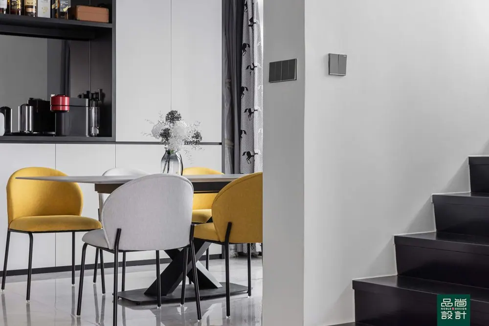 3-Storey Penthouse 3 Bedroom — interior by Noble Interior Design (9 of 35)