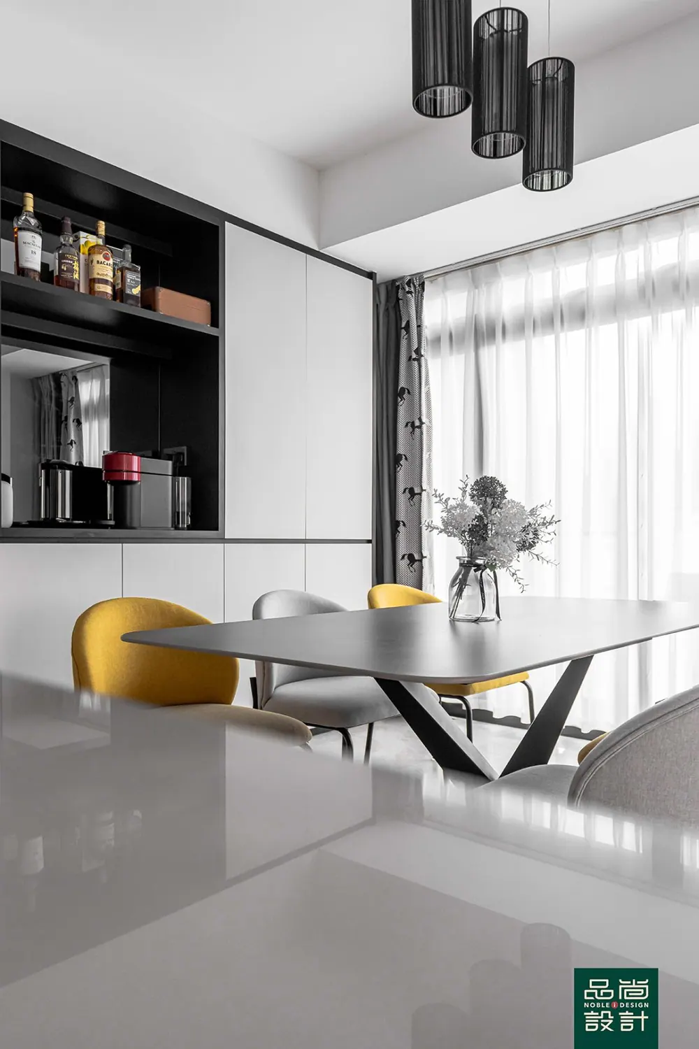 3-Storey Penthouse 3 Bedroom — interior by Noble Interior Design (15 of 35)