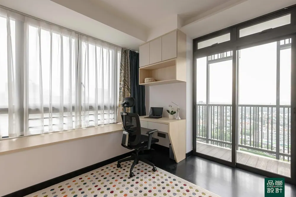 3-Storey Penthouse 3 Bedroom — interior by Noble Interior Design (21 of 35)