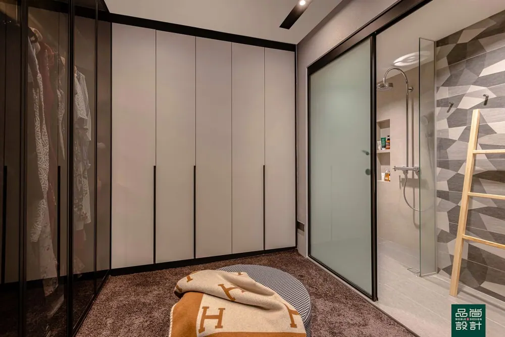 3-Storey Penthouse 3 Bedroom — interior by Noble Interior Design (28 of 35)