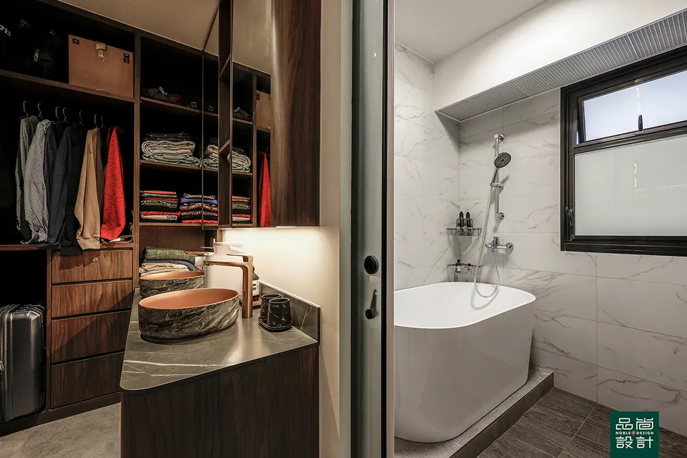Point Crown 4-room — interior by Noble Interior Design (37 of 40)