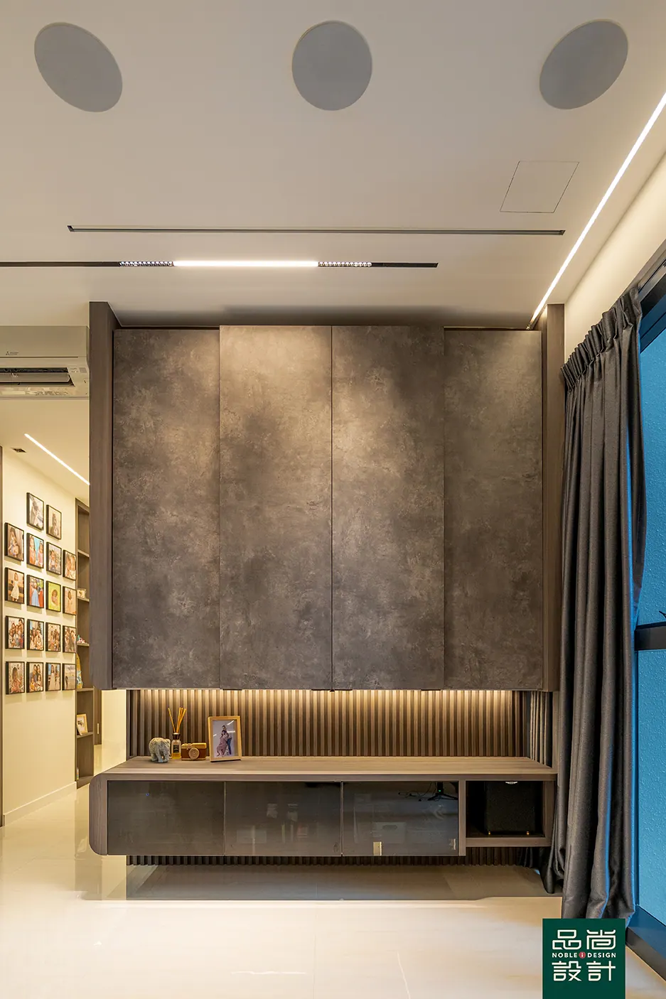 Riverfront Residences 4 Bedroom — interior by Noble Interior Design