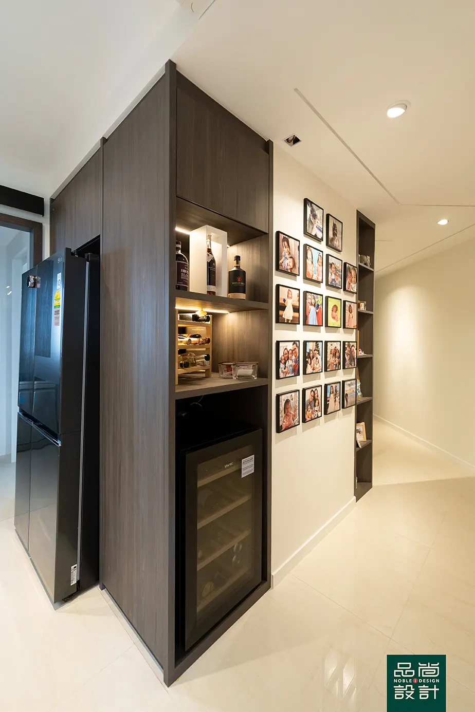 Riverfront Residences 4 Bedroom — interior by Noble Interior Design