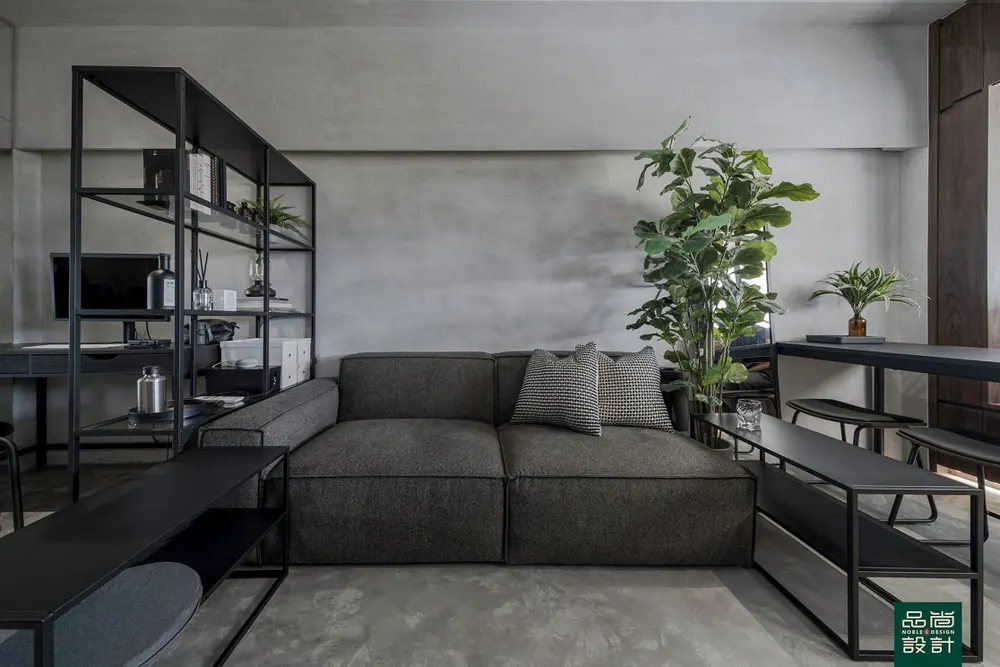 Modern Industrial Themed Bachelor Pad，品尚设计完工项目（第 4 张，共 31 张）