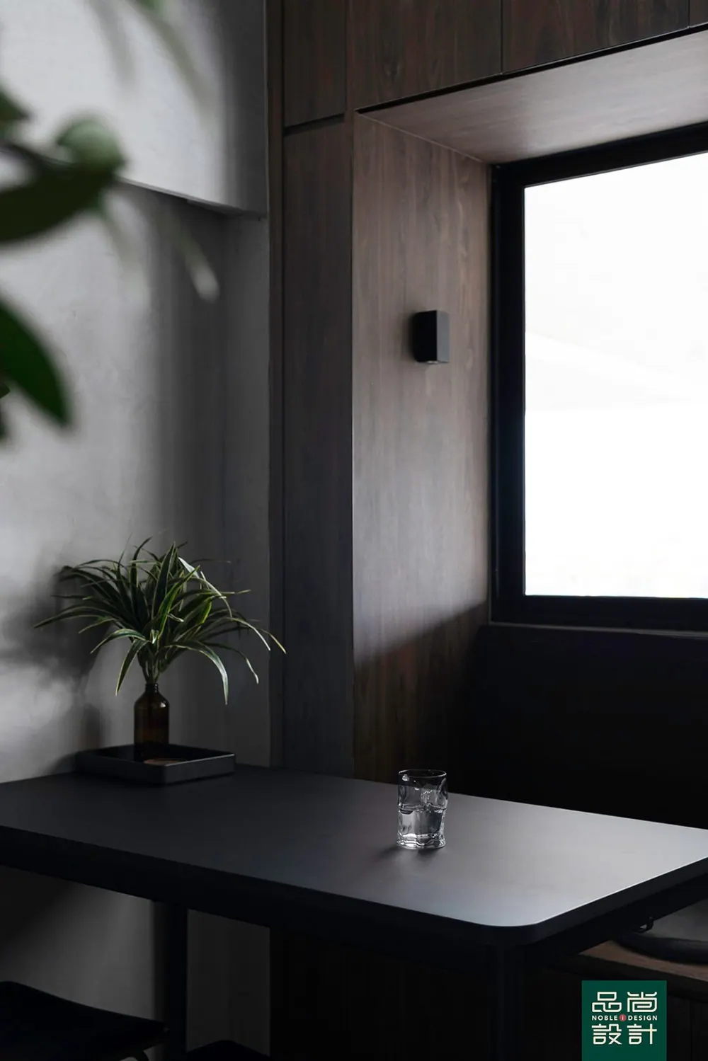 Modern Industrial Themed Bachelor Pad，品尚设计完工项目（第 10 张，共 31 张）