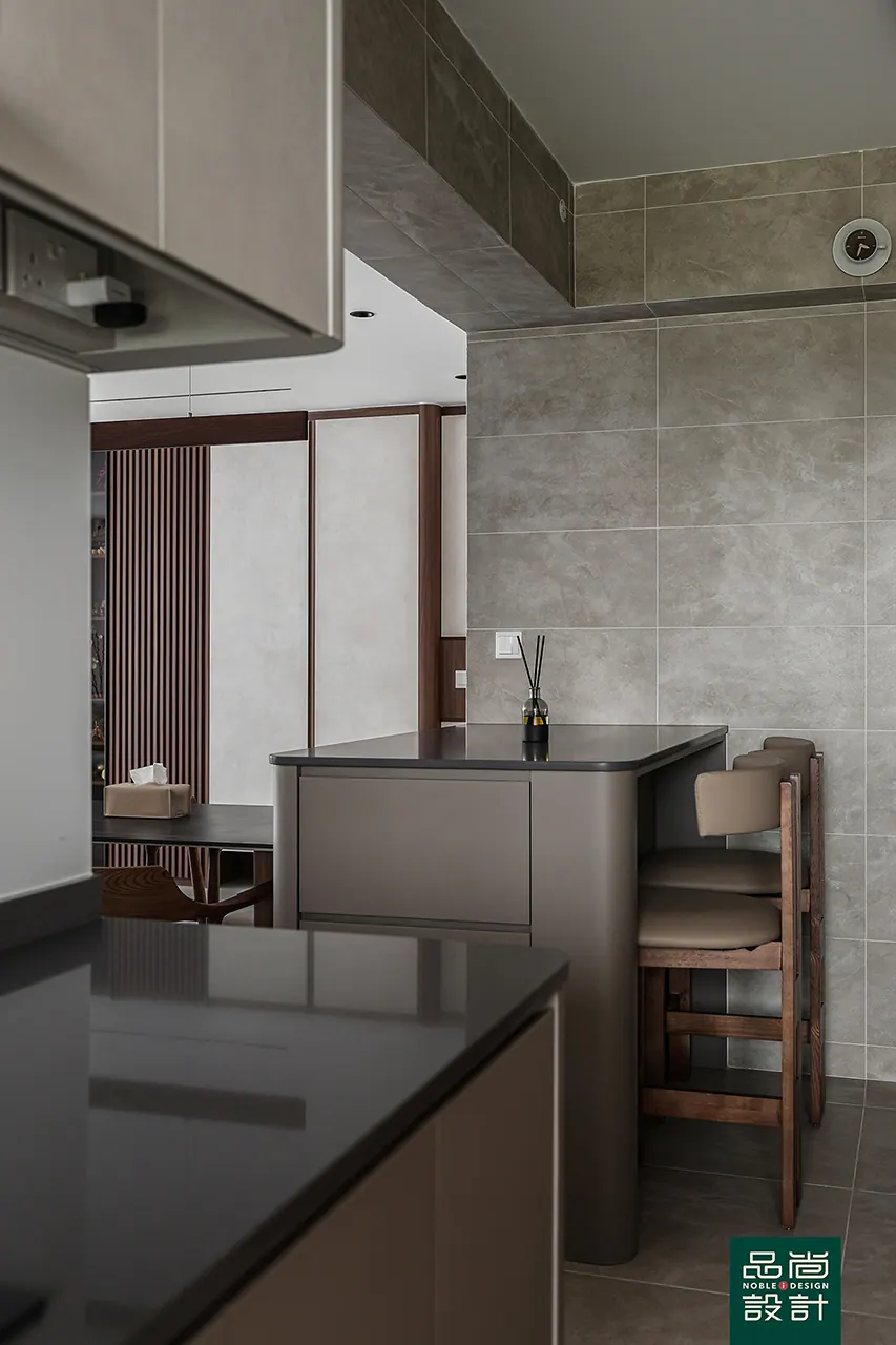 Tampines GreenGlade 5-room — interior by Noble Interior Design