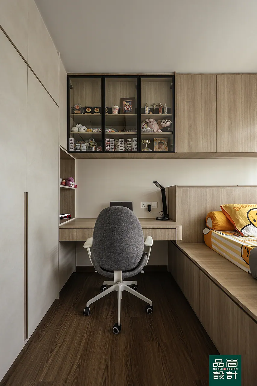 Tampines GreenGlade 5-room — interior by Noble Interior Design