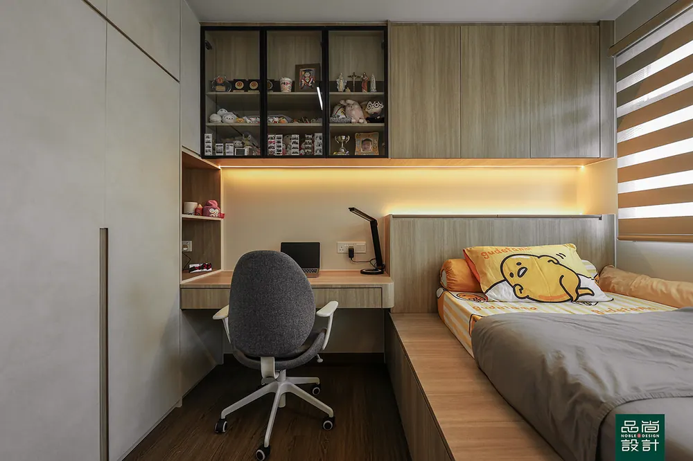 Tampines GreenGlade 5-room — interior by Noble Interior Design