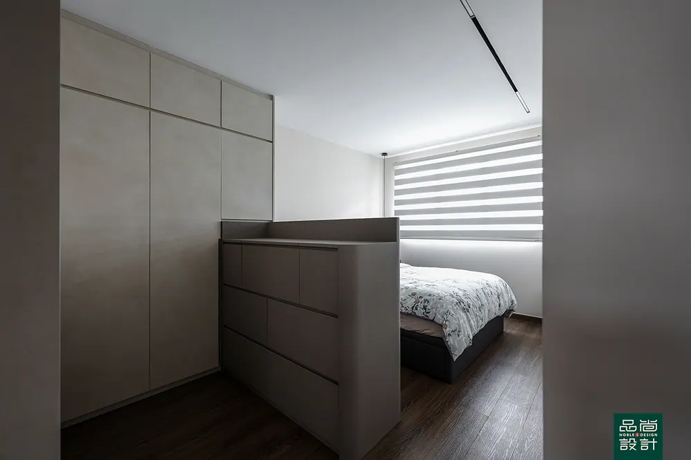 Tampines GreenGlade 5-room — interior by Noble Interior Design