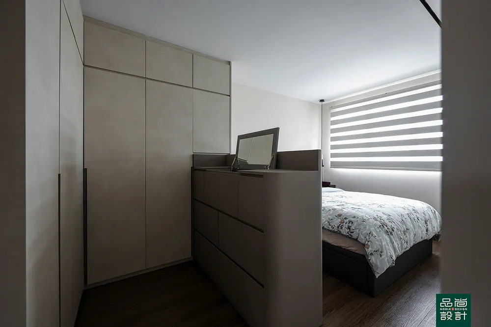 Tampines GreenGlade 5-room — interior by Noble Interior Design