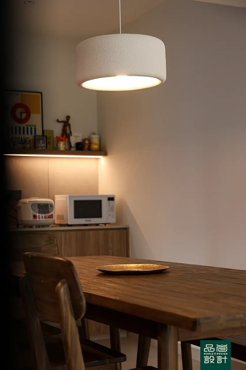 Tampines GreenVines 5-room — interior by Noble Interior Design