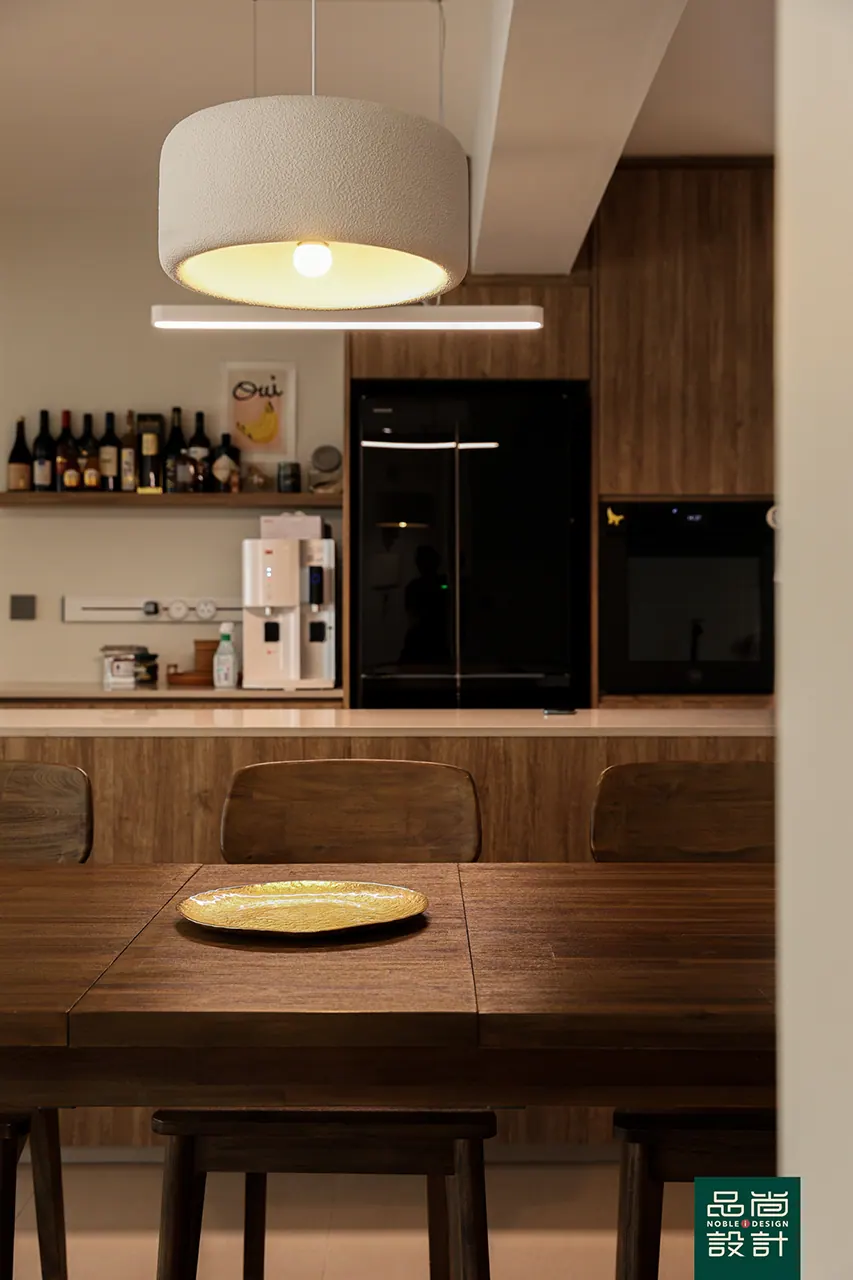 Tampines GreenVines 5-room — interior by Noble Interior Design
