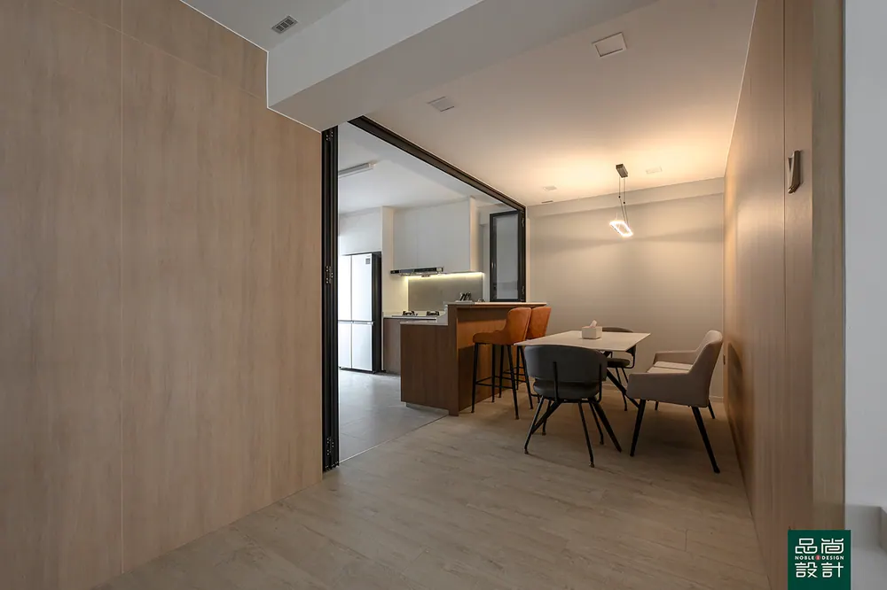 Tampines Vista 5-room — interior by Noble Interior Design