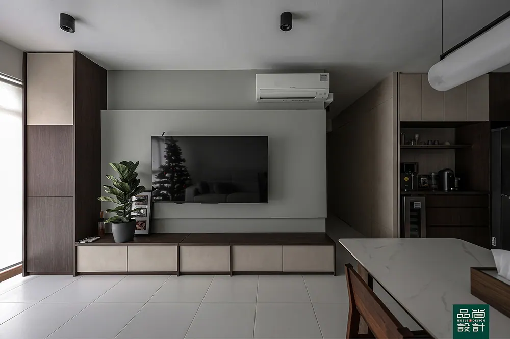 Telok Blangah Towers 4-room — interior by Noble Interior Design