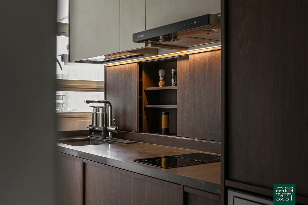 Telok Blangah Towers 4-room — interior by Noble Interior Design