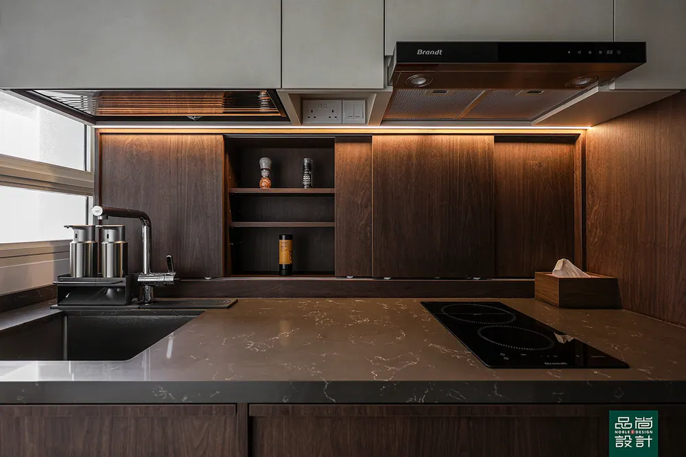 Telok Blangah Towers 4-room — interior by Noble Interior Design