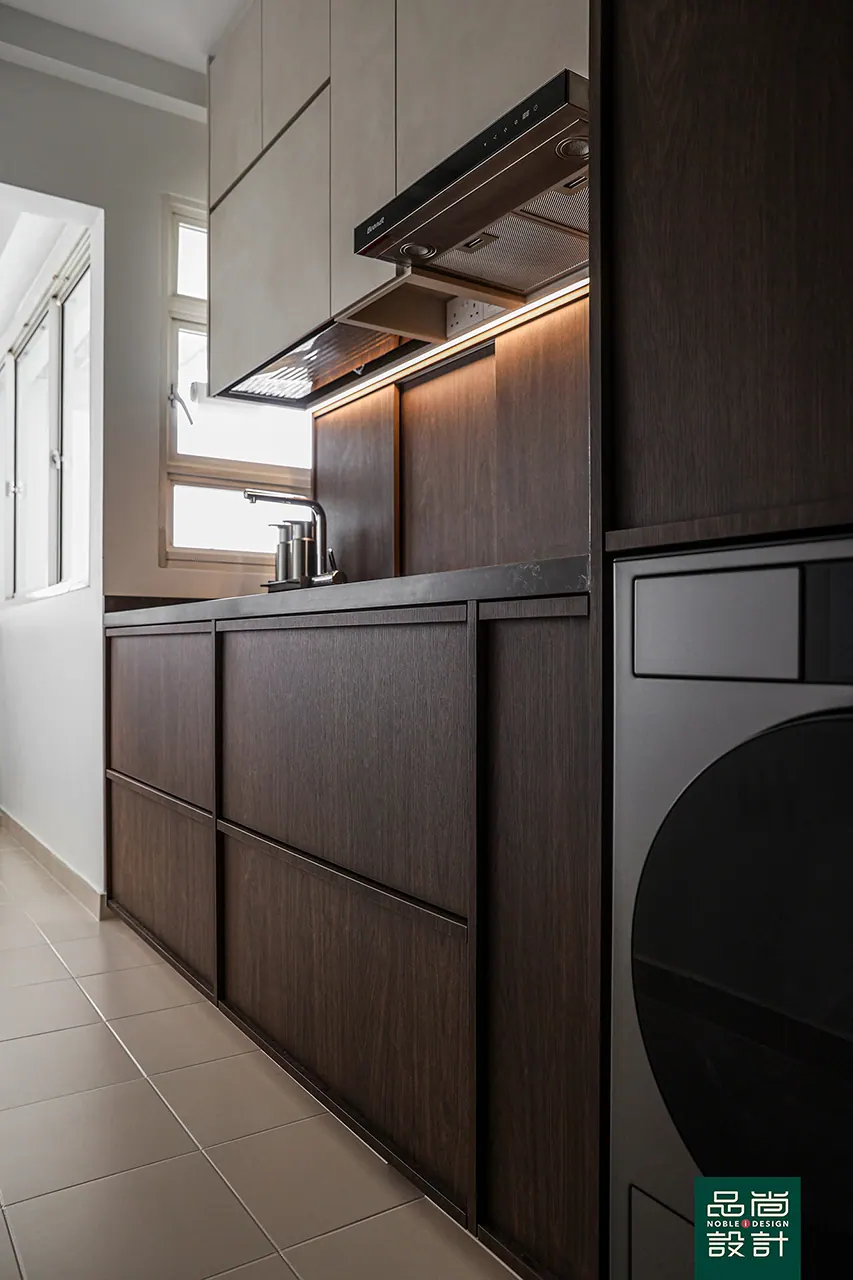 Telok Blangah Towers 4-room — interior by Noble Interior Design