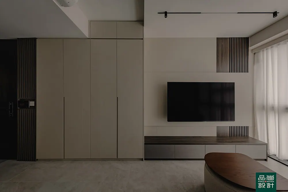 Tenet 3 Bedroom — interior by Noble Interior Design