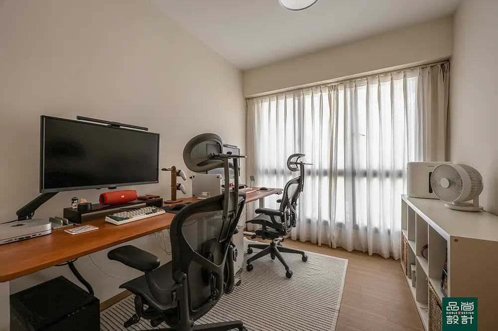 Trivelis 4-room — interior by Noble Interior Design
