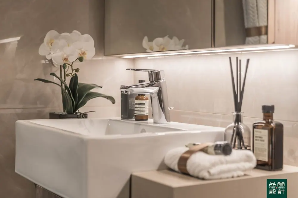 Urban Treasures 3 Bedroom — interior by Noble Interior Design