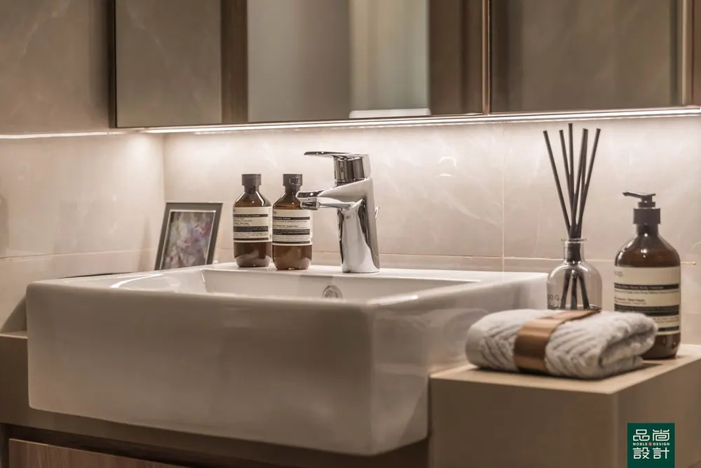 Urban Treasures 3 Bedroom — interior by Noble Interior Design