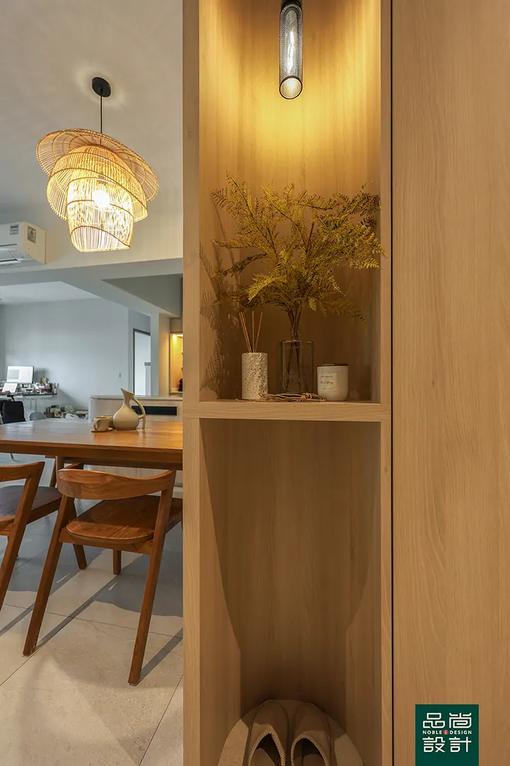 Woodleigh Hillside 4-room — interior by Noble Interior Design