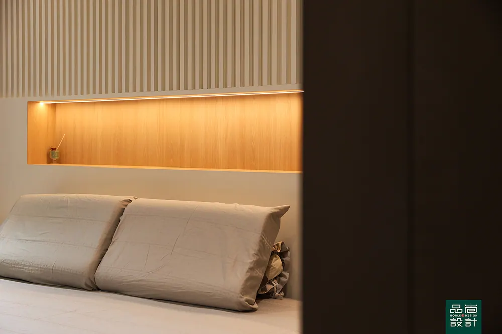 Woodleigh Residences 3 Bedroom — interior by Noble Interior Design