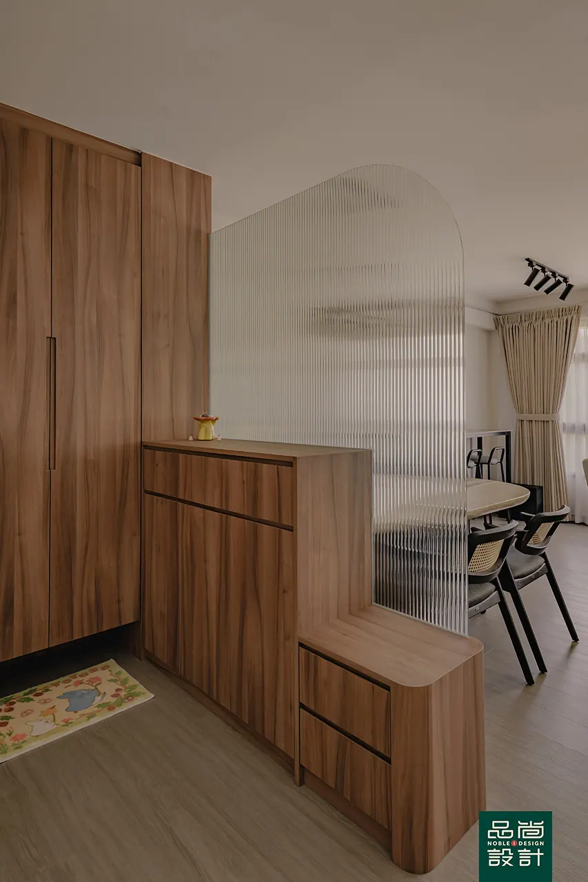 Yishun Boardwalk 4-room — interior by Noble Interior Design