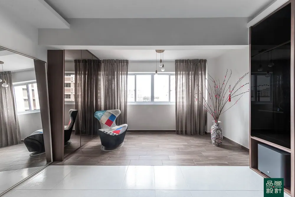 Balcony in Pasir Ris 5-room — interior by Noble Interior Design