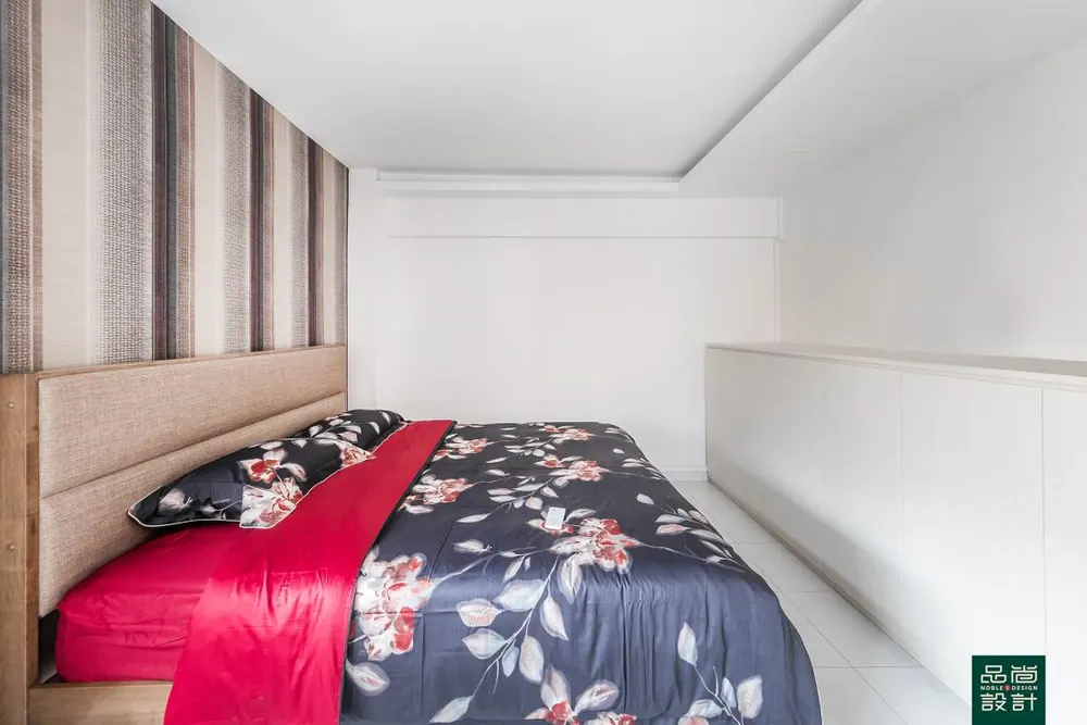 Master bedroom in Pasir Ris 5-room — interior by Noble Interior Design